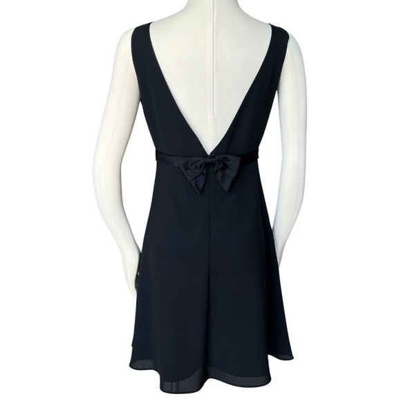 Laundry By Shelli Segal Black Crepe Open Back Cocktail Dress Size 8 - Picture 8 of 9